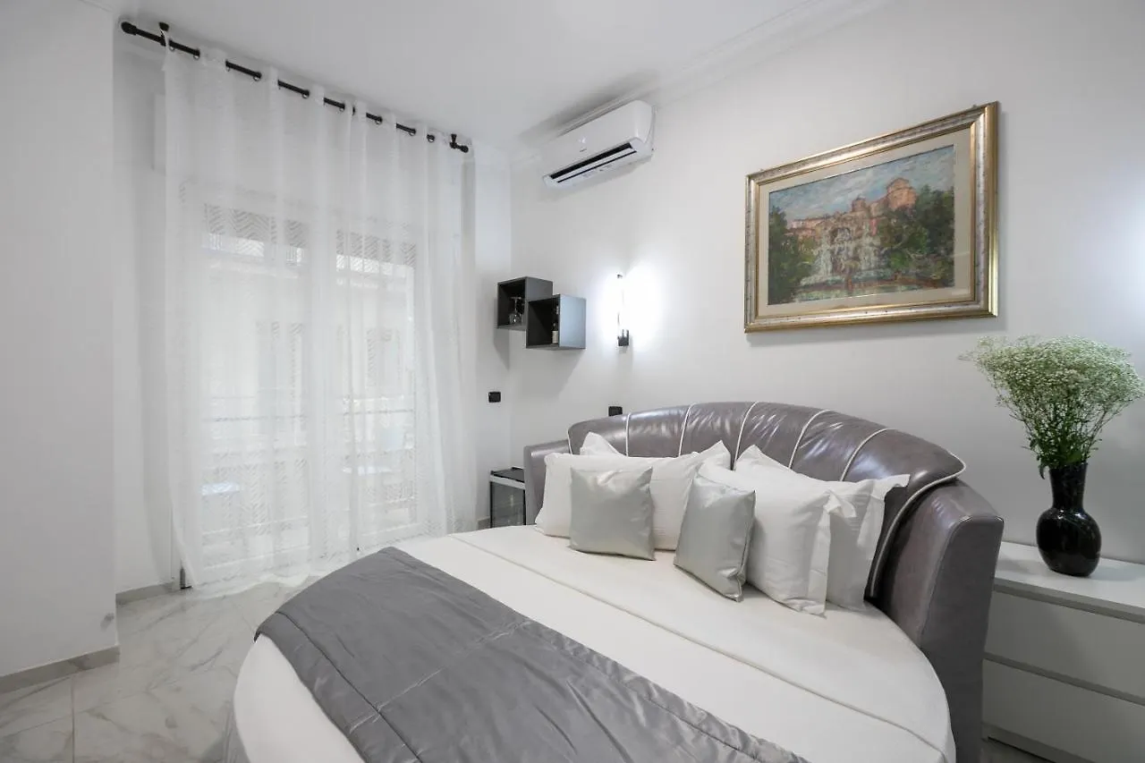 Gregorio VII Luxury Suites San Damaso Róma 2*,