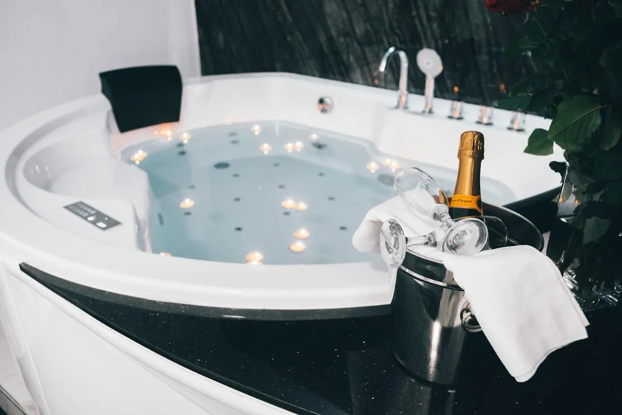 Gregorio VII Luxury Suites San Damaso Róma Szálloda